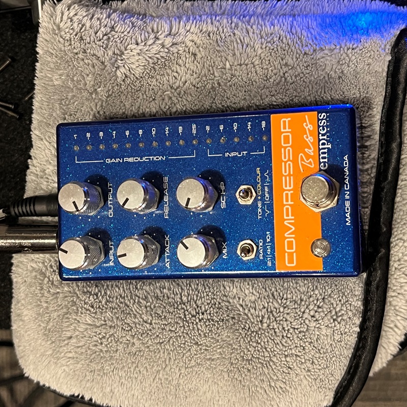 Empress Effects Bass Compressor (Blue)の画像